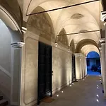 Appartamento L\'Antica Colonna, In Centro Storico
