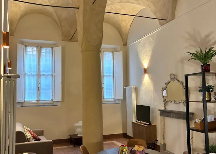 Appartamento L\'Antica Colonna, In Centro Storico