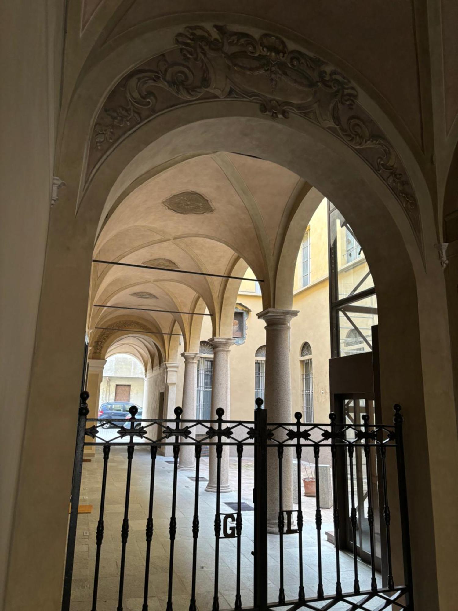 L'antica Colonna, In Centro Storico